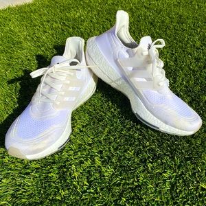 Adidas Ultraboost 21 mens size 8/womens size 9.5